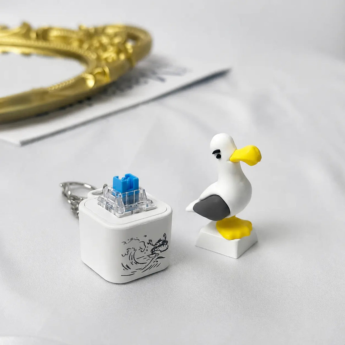 Seagull MINE! Button Keychain-Real Sound & LED Light